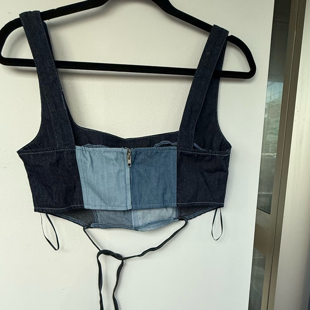 Colorblock Denim Crop Top Le Lis - Picture 6 of 8